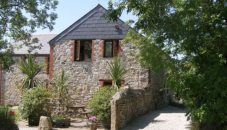 Higher Menadew Farm Cottages Higher Menadew Farm Cottages