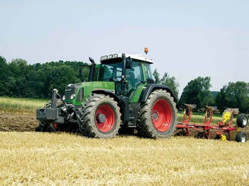 New Fendt 700 Vario models make UK debut at LAMMA Show New Fendt 700 Vario models make UK debut at LAMMA Show