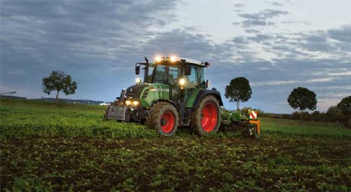 Fendt launches new 300 Vario range Fendt launches new 300 Vario range