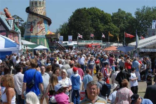 Businesses prepare for 80,000 show visitors Businesses prepare for 80,000 show visitors