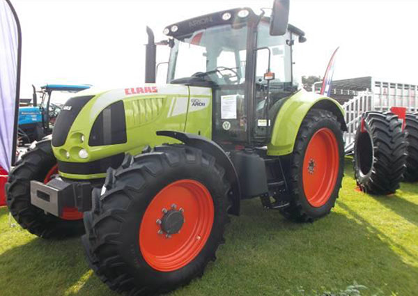 Mitas row-crop tyres fitted to leading vegetable grower's Claas fleet Mitas row-crop tyres fitted to leading vegetable grower's Claas fleet