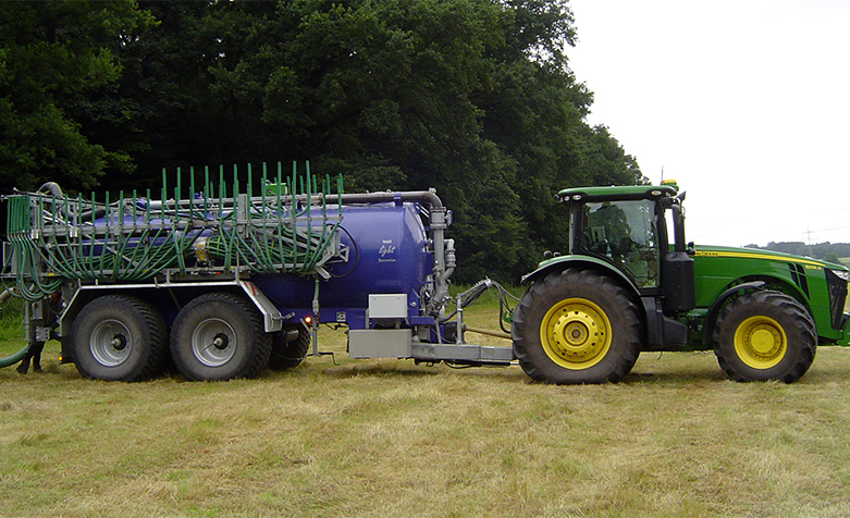<a href='javascript:void(0)' class='keyword' id='9' style='text-decoration:underline;color:blue' >John Deere</a> receives two awards at FIMA <a href='javascript:void(0)' class='keyword' id='9' style='text-decoration:underline;color:blue' >John Deere</a> receives two awards at FIMA