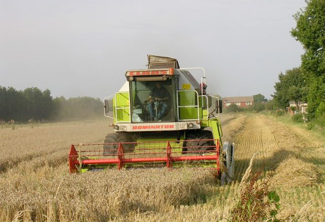 Farmers 'fooled' by banking scam Farmers 'fooled' by banking scam