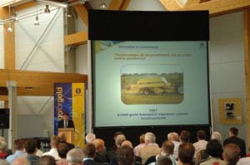 New Holland celebrates 100 years of harvesting excellence at Zedelgem New Holland celebrates 100 years of harvesting excellence at Zedelgem