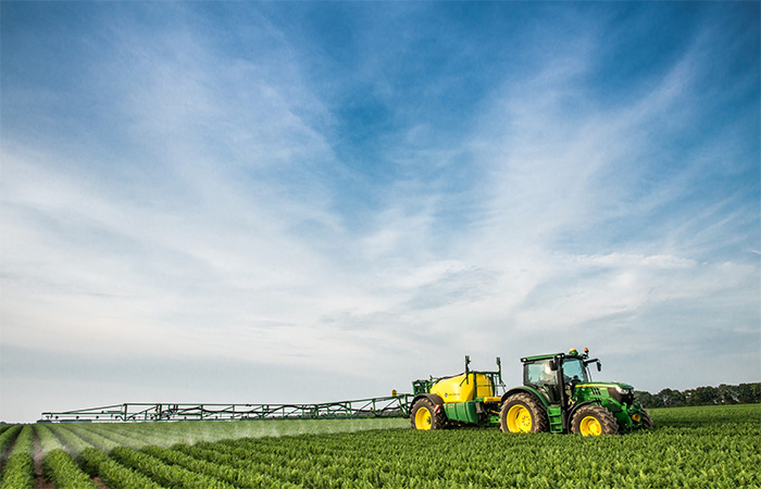 New <a href='javascript:void(0)' class='keyword' id='9' style='text-decoration:underline;color:blue' >John Deere</a> trailed sprayers at Cereals 2014 New <a href='javascript:void(0)' class='keyword' id='9' style='text-decoration:underline;color:blue' >John Deere</a> trailed sprayers at Cereals 2014