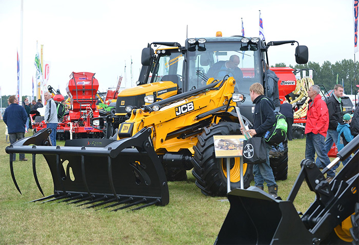 Abundance of new machinery at Cereals 2014 Abundance of new machinery at Cereals 2014