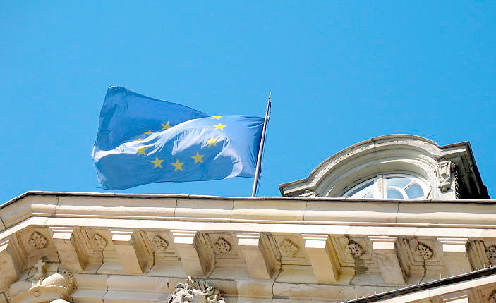European laws to allow chicken litter for on-farm energy European laws to allow chicken litter for on-farm energy