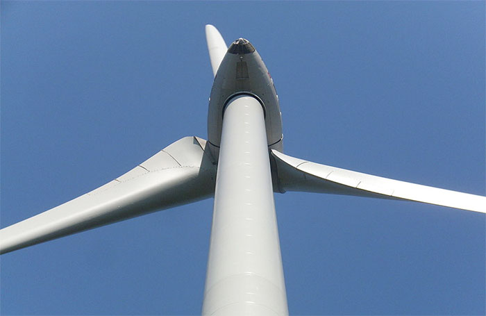 Commitment to renewables slashes fossil fuel costs Commitment to renewables slashes fossil fuel costs