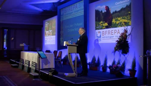 Beak trimming debate 2012 Beak trimming debate 2012