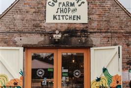 Gullivers Farm Shop & Kitchen