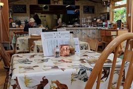 Hockey's Farm Shop and Farmyard Cafe