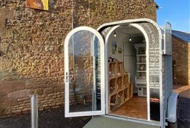 The little meal house