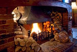 Ellis Hill Farm - Farm Shop and Berkshire Fire Wood and Logs
