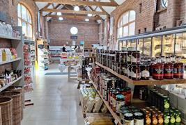 Apley Farm Shop, Food Hall, Kitchen Cafe & Playbarn