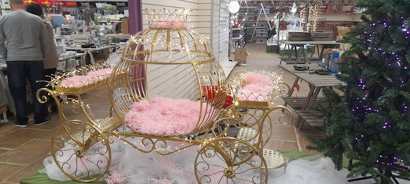 Pennells Four Seasons Garden Centre & Farm Shop