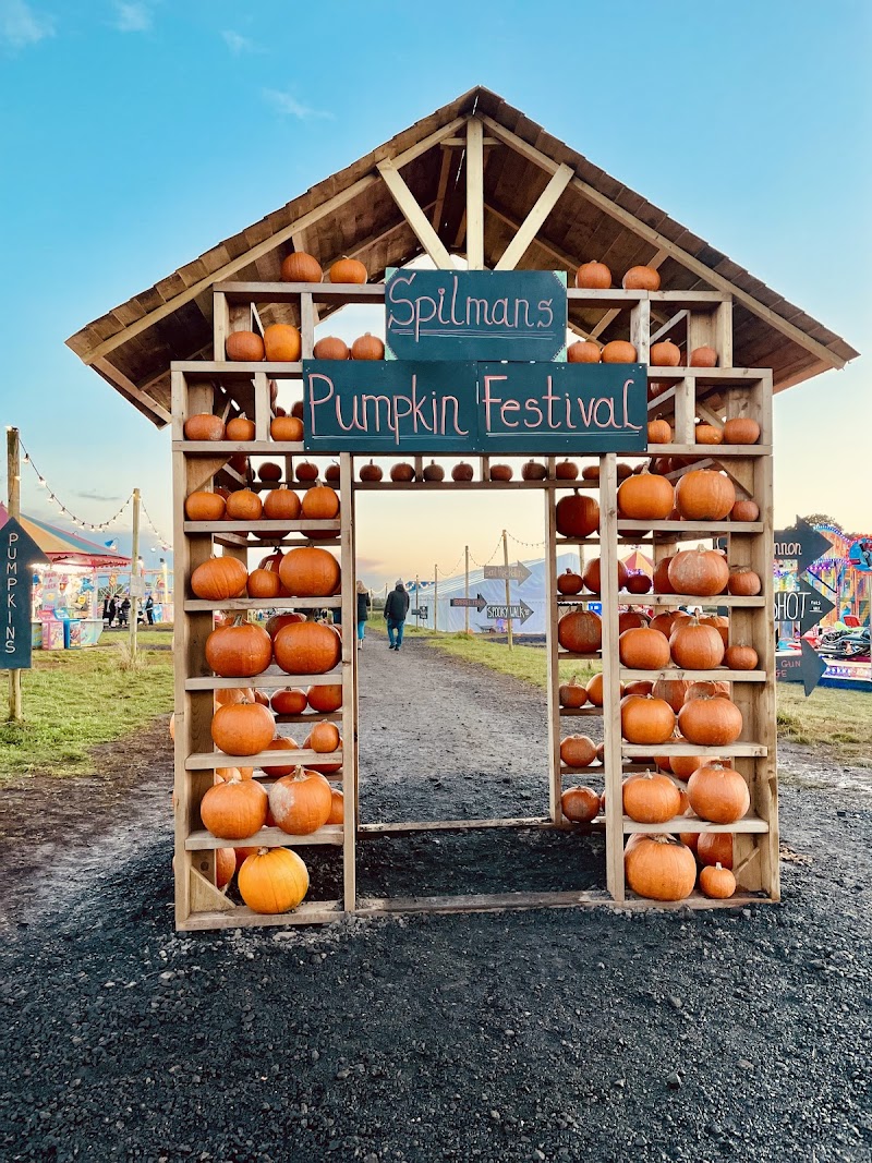 Spilman's Pick Your Own Soft Fruits. Spilmans Pumpkin Festival. Farm Shop & Cafe.