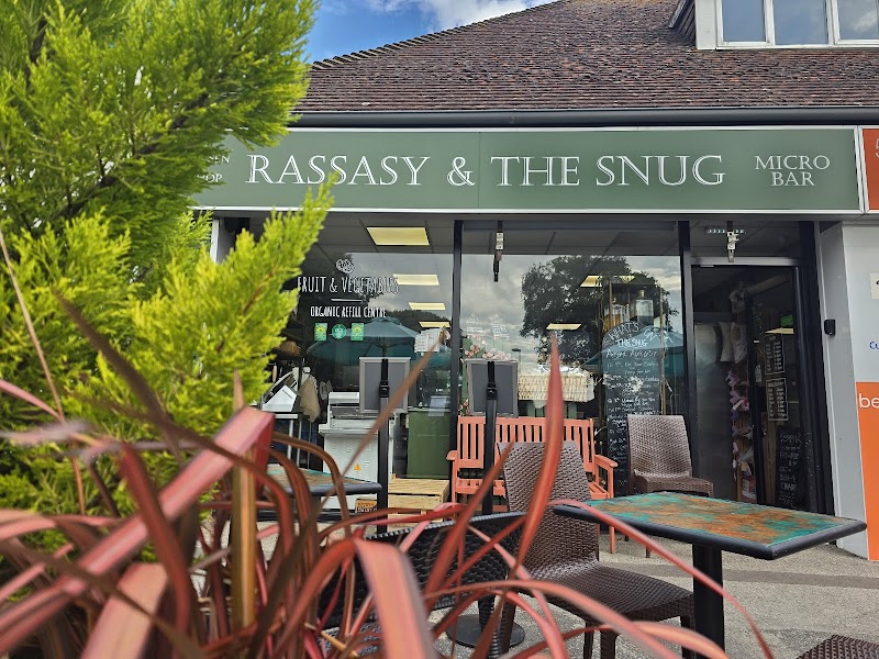 Rassasy & The Snug