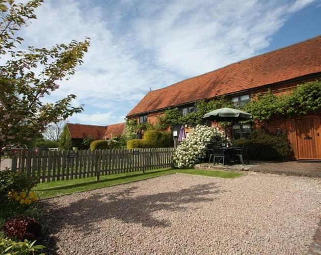 Farming UK Whitley Elm Cottages Warwickshire Farm Rentals Self