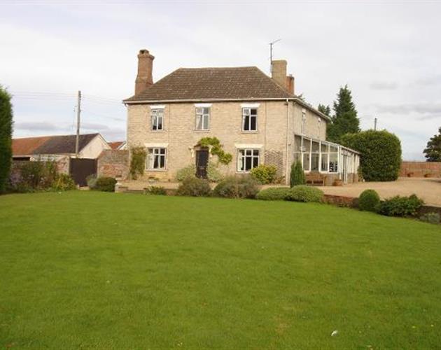 Farming UK Elmswell Hall Bed And Breakfast Suffolk Farm Rentals B&B