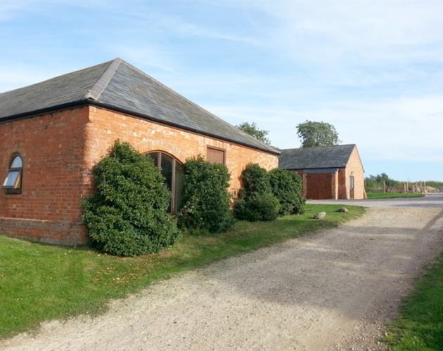 Farming UK Coldham Cottages Bedfordshire Farm Rentals Self Catering