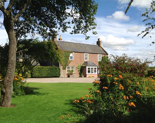 Farming UK Muirhouses Farm Angus Farm Rentals B&B