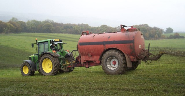 Red tape caution urged when spreading slurry Red tape caution urged when spreading slurry