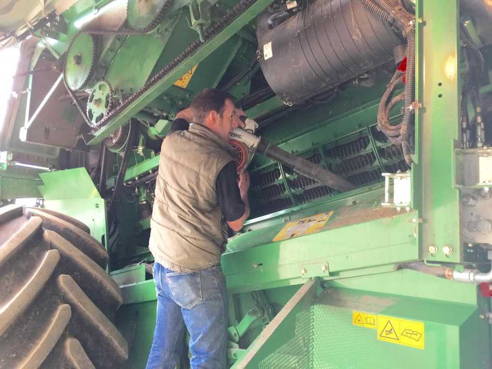 Farmers urged to #KeepItClean to stop spread of weed seed Farmers urged to #KeepItClean to stop spread of weed seed