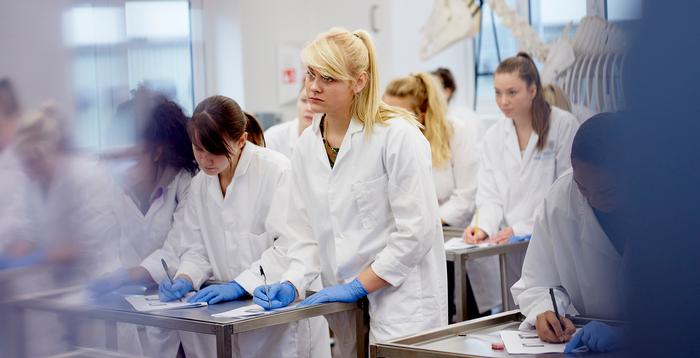 Harper Adams and Keele join forces to create new Veterinary School Harper Adams and Keele join forces to create new Veterinary School