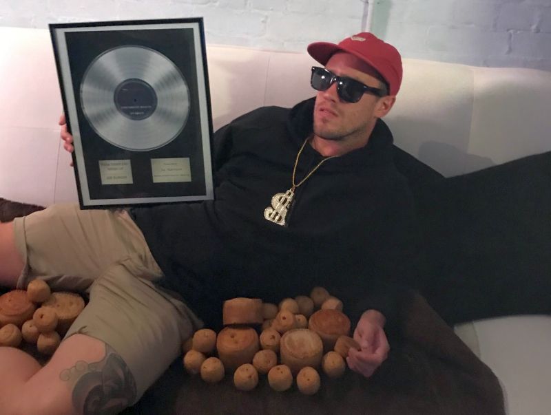 New 'farm rap' single to donate royalties to farming community New 'farm rap' single to donate royalties to farming community