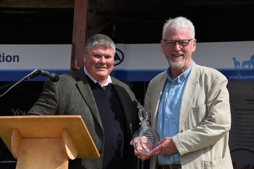 Sheep farmer hailed for 'unwavering work' in protecting native breeds - Vimarsana News