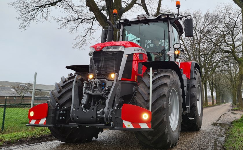 Lynx to unveil AGRIbumper front weight and tractor bumper system - Vimarsana News