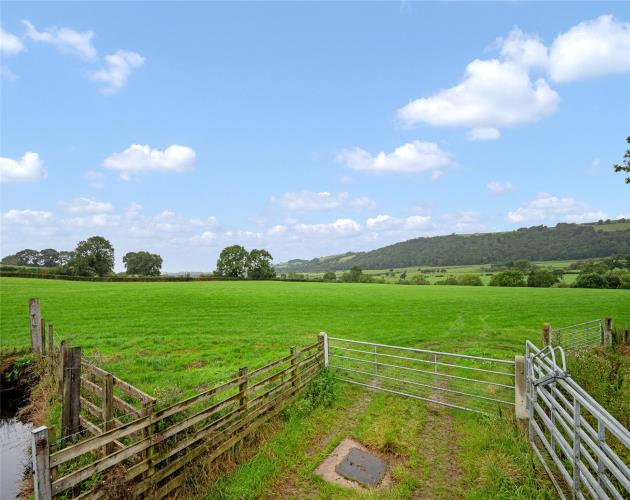 Caton Green Road