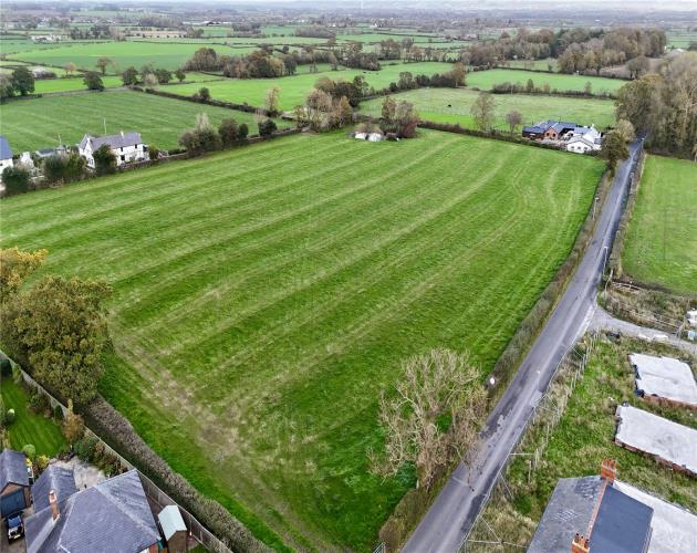 Land On North Side Of Lodge Lane
