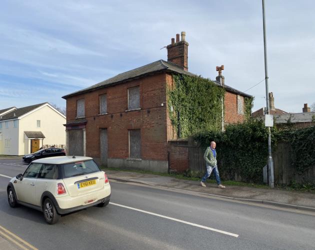 2-4 High Street