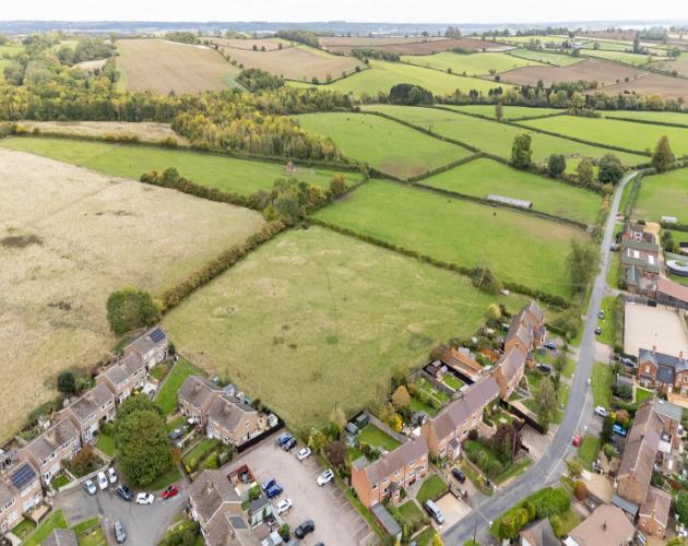 FarmingUK Agricultural Properties and Land for Sale - Land to the North ...