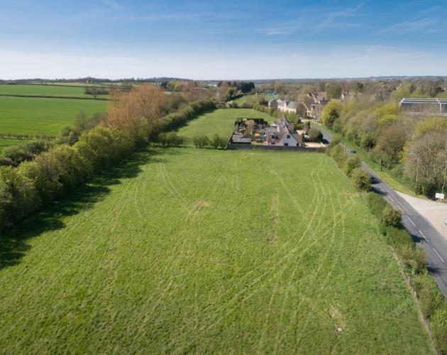 Land At Standlake Road