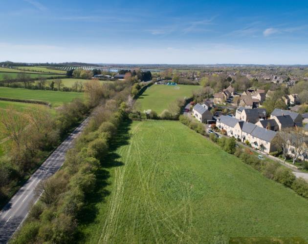Land At Standlake Road