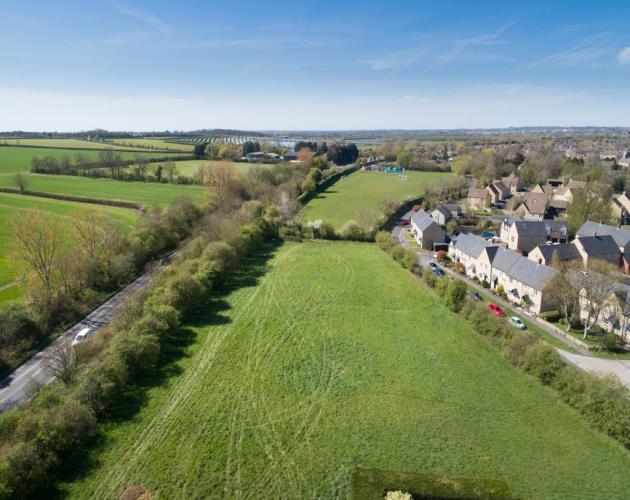 Land At Standlake Road