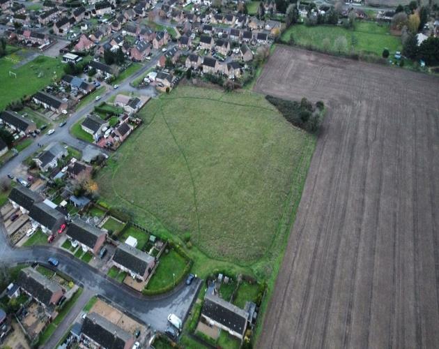 Land At