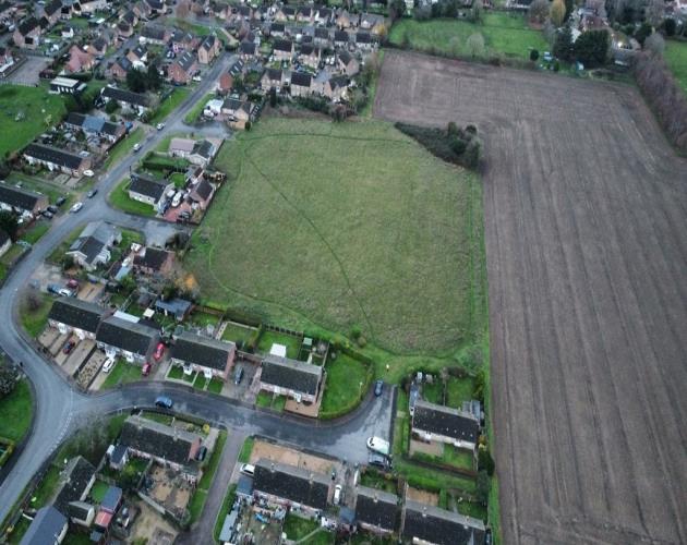 Land At