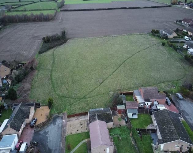 Land At