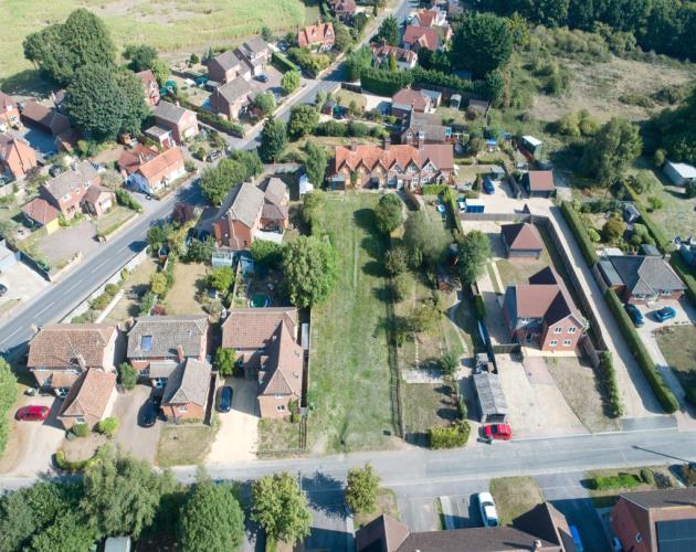 Land And Cottages Off Worlds End