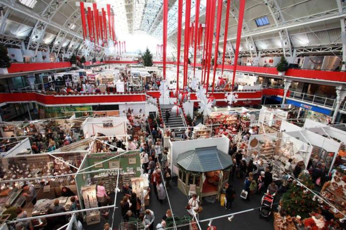 Country Living Christmas Market