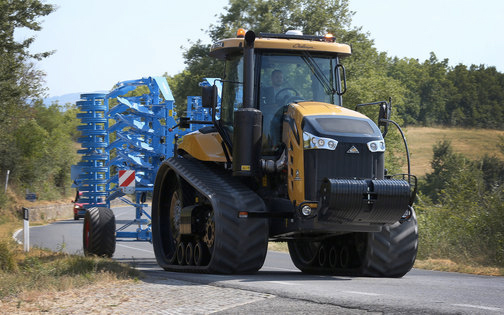 Challenger MT700E