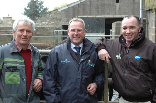 Host farmer Mervyn Keeling (left) pictured with Richard Greasley Sales Manager for BOCM PAULS (centre) and Richard Phelps of Blade Farming