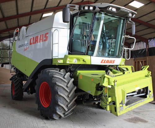 The Claas Lexion 520 Montana Combine that sold for £80,000