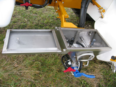 The 25-litre Watson & Brookman hopper with Hypro two-nozzle container rinsing system on the new Knight Trailblazer trailed sprayer.