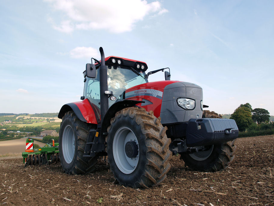 The McCormick XTX185 XtraSpeed tractors being run by Hawk in its rental fleet has 171hp available for draft work and up to 183hp for pto and transport operations, plus a 50kph transmission with cab and independent front axle suspension.