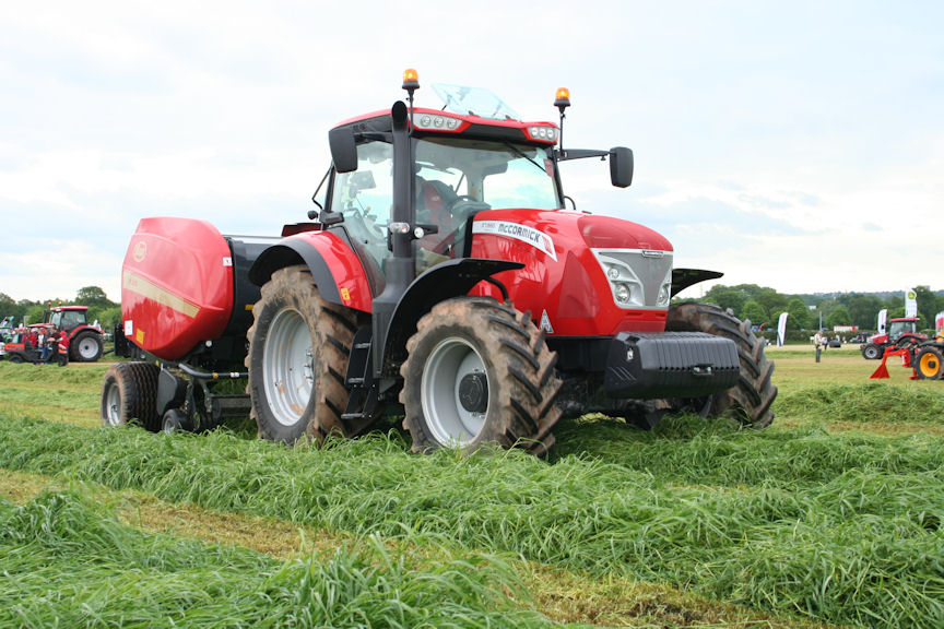 McCormick X7.660 Pro Drive has 165hp for draft work, 175hp for pto and transport.