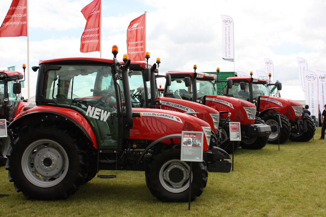 The new 90hp McCormick X4.50 lines up alongside the four- and six-cylinder X7 Pro Drive tractors at the Cereals Event.